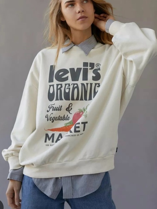 Levi's Sweaters - Levi's Cream Graphic Crewneck Sweatshirt Organic Fruit & Veg Market